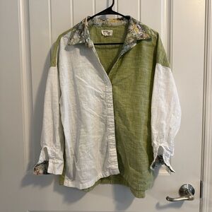 Beata Design Studio Women’s White and Green Button-Up Shirt